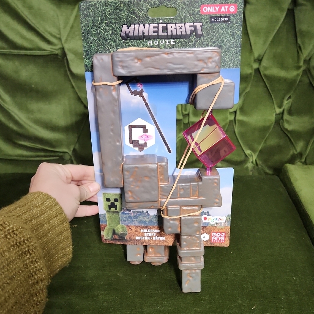 Minecraft Movie Malgosha Staff Spinning Orb 35 Inches